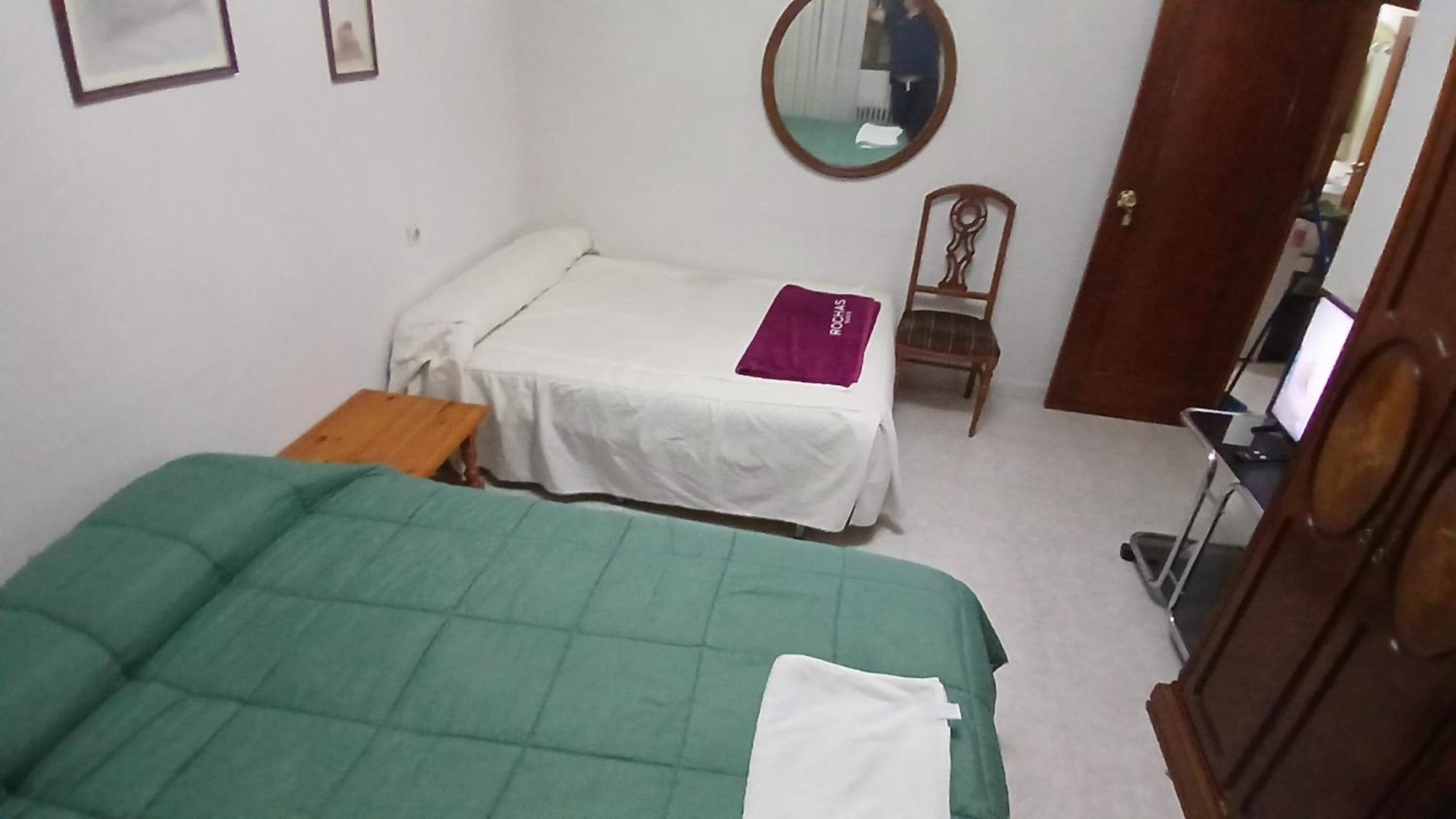 Habitacion Privada Familiar Toledo Eksteriør billede