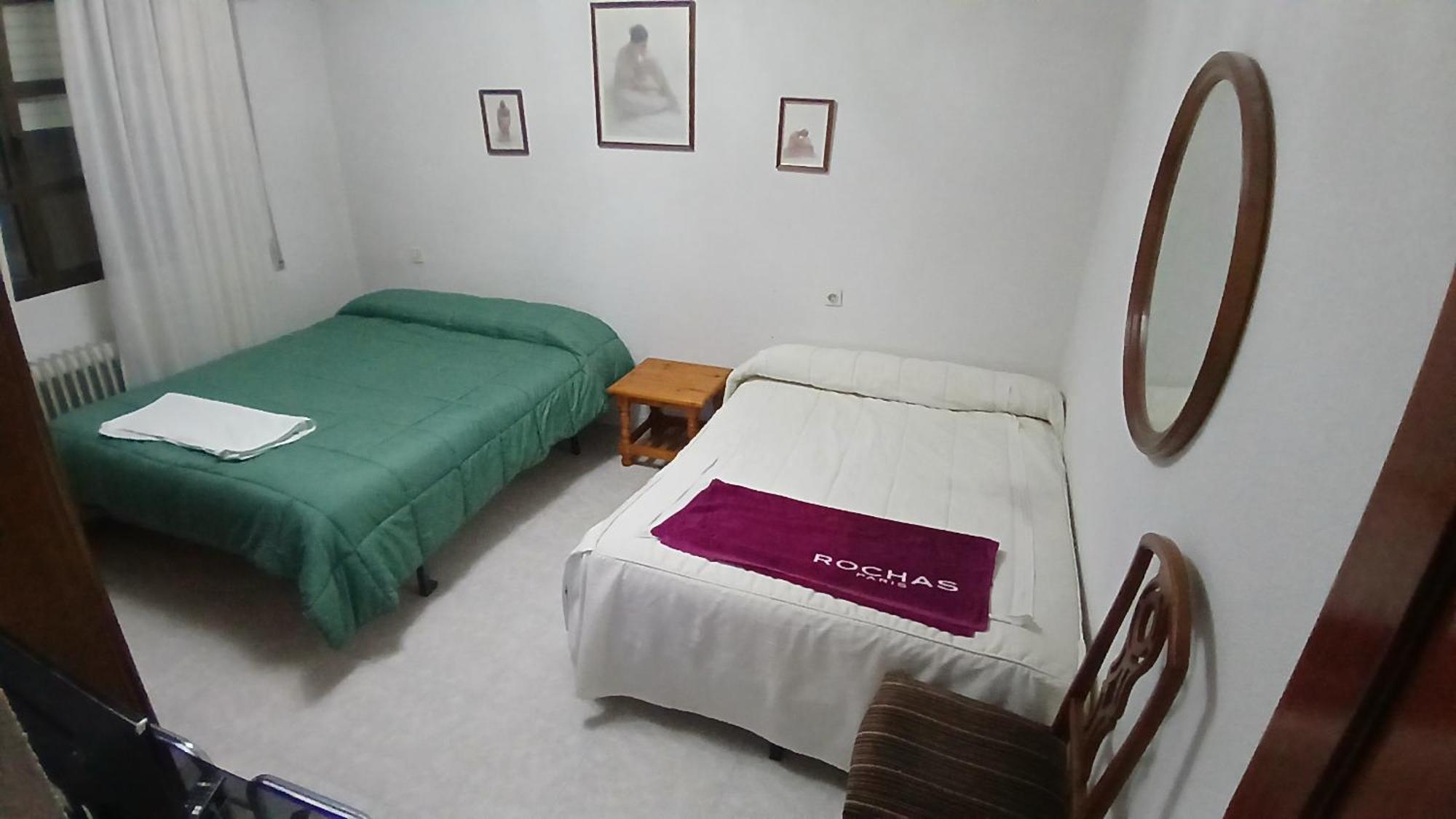 Habitacion Privada Familiar Toledo Eksteriør billede