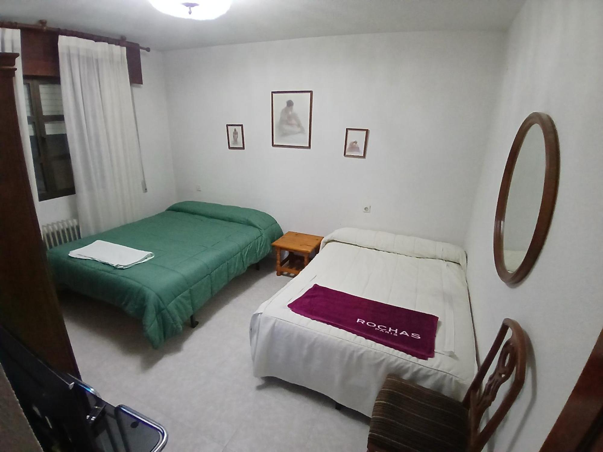 Habitacion Privada Familiar Toledo Eksteriør billede